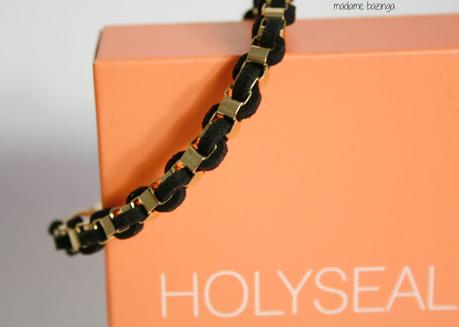 [Review] Holysealed Armband