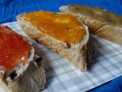 Berberitzen-Buchweizen-Brot und eine interessante Marmeladenidee