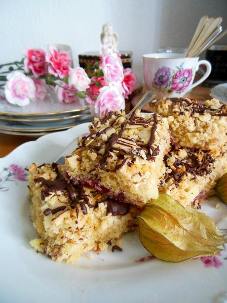 Zum Vernaschen: Mandel-Kirsch-Kuchen mit Schokolade