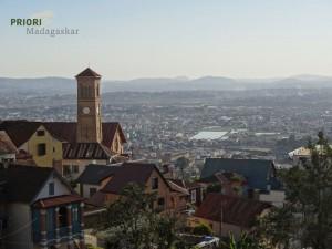  Stadt Antananarivo Madagaskar Kirche Kolonialhäuser PRIORI Reisen