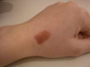 “Malt Shimmer” Lippenstift aus der “Scotch on the Rocks” Collection von Bobbi Brown