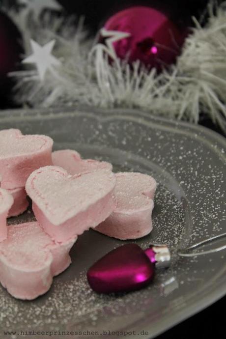 Noch ne süße Kleinigkeit: Marshmallow-Herzen*