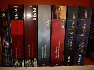 Coverfail #1: Die “Cassandra Palmer Series” von Karen Chance