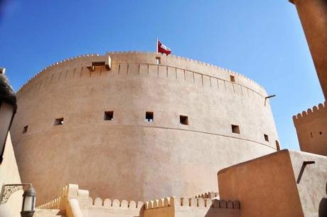 Eine traumhaft schöne Reise durch den Südosten des Oman, Teil 2 von Misfat al-Abriyeen über Nizwa bis in die Wüste