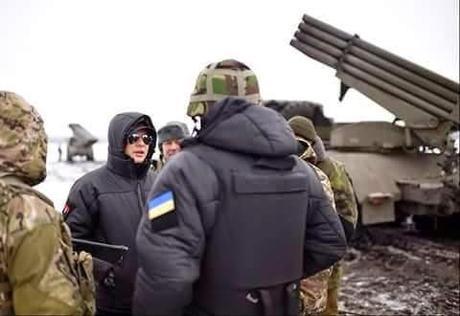Ukrainischer Abgeordneter brüstet sich mit Raketenbeschuß auf Mariupol