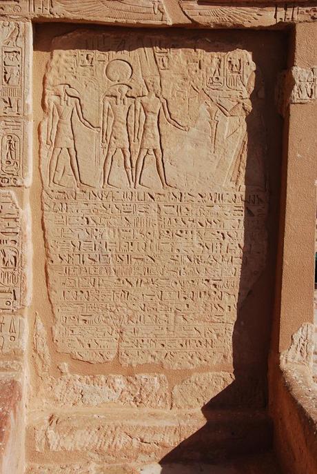 20_Abu-Simbel-Inschriften-Grosser-Tempel-Statuen-Aegypten-Nilkreuzfahrt