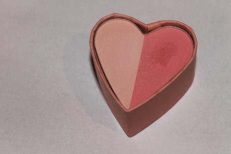 Review: Essence Like An Unforgetable Kiss Blush 01 nothing but lovestoned