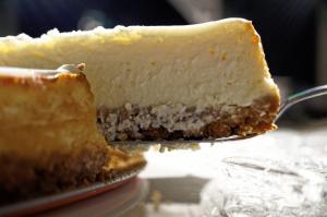New York Cheesecake mit Sauerrahmtopping