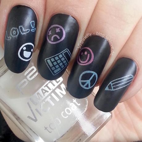 [Nails] Matte Chalkboard Nails