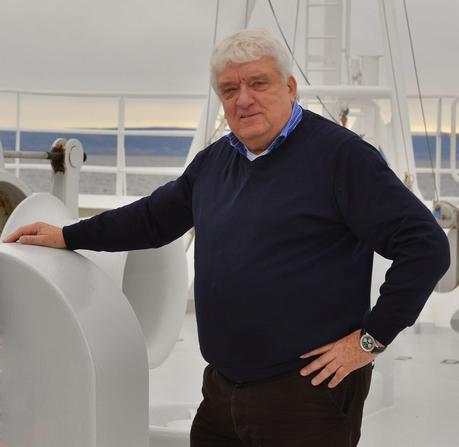Hans Meiser wird Kreuzfahrtdirektor auf MS HAMBURG - Fachleute nicht mehr gefragt?