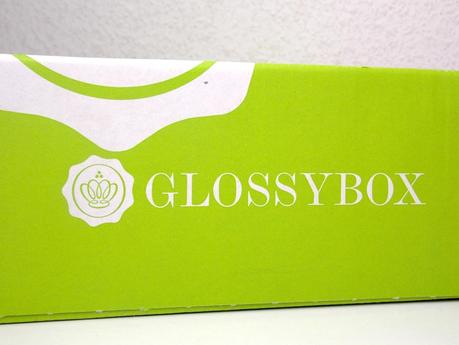 [Unboxing] Glossybox Young Beauty Februar 2015