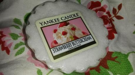 Review: Yankee Candle Strawberry Buttercream