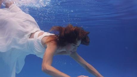 Unterwasser Kamerahülle Kameratasche Unterwasserfotos Brautkleid Reiseblog