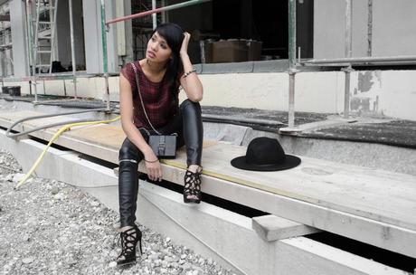 Outfit: Leather pants