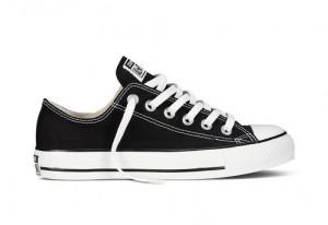 Chuck Taylor by Converse ©