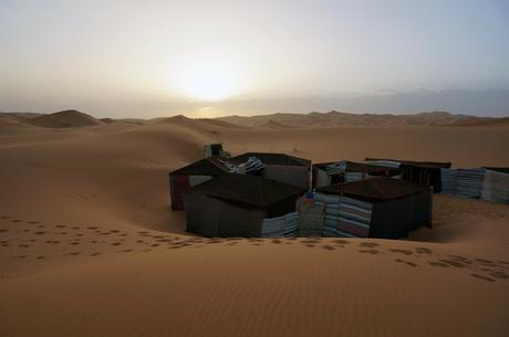 wirsindherzog Antrag im Wüsten-Camp in Marokko