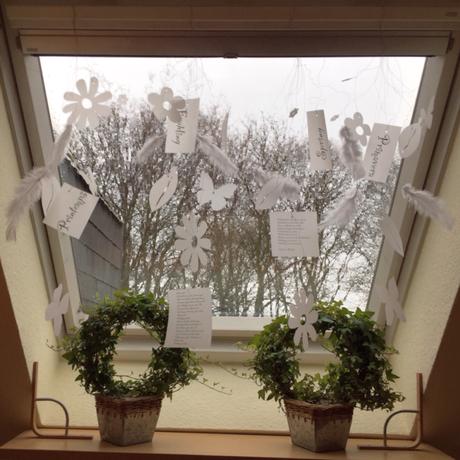Springtime in White – oder – Am Fenster hängt der Frühling am Draht