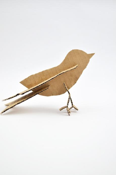 DIY Steckvogel aus Wellpappe