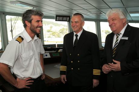 Dienstantritt von Hans Meiser im Hafen von Palma - Erster Arbeitstag als Kreuzfahrtdirektor an Bord von MS HAMBURG