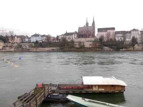 Basel Spaziergang am Rhein 09
