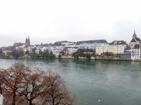 Basel Spaziergang am Rhein 22