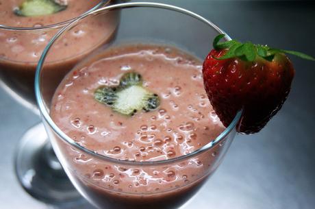 Strawberry-Kiwi-Hazelnut-Milkshake