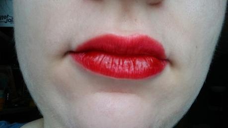 Matt und Longlasting- neue rote Lippen