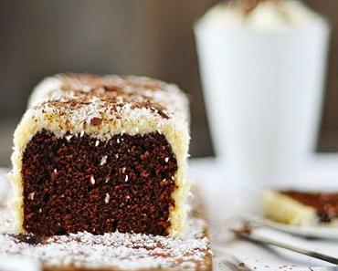 Glückliche Gewinner {Schoko-Rum-Kuchen mit Kokosraspeln}