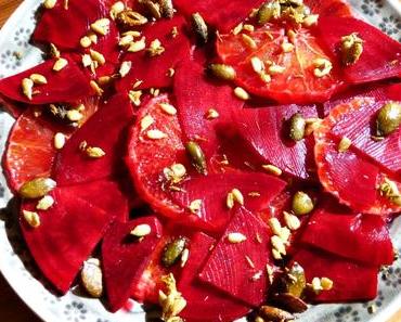 Orangen-Rote-Bete-Salat mit gerösteten Kernen