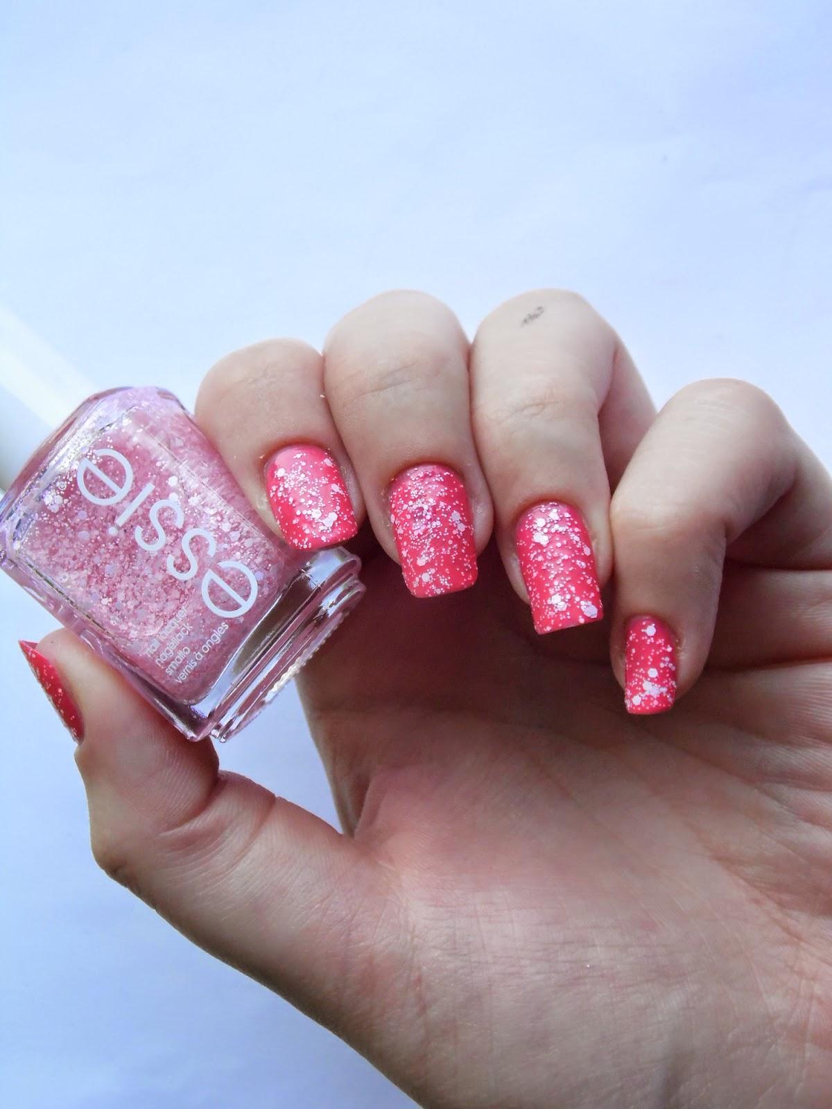 Essie 'Pinking about you'