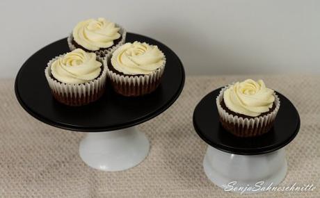 Black and White Chocolate-Cupcakes-5