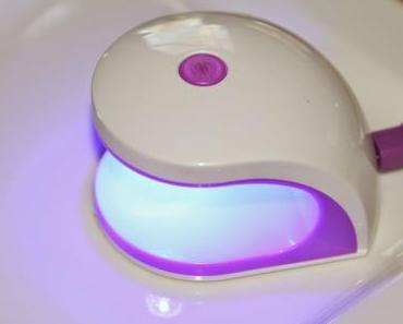 [Review] ESSENCE GEL NAILS AT HOME