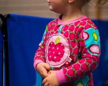 Apfel trifft Tischtennisball