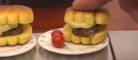 Mini-Food-Cheeseburger