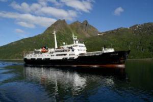 Hurtigruten Nostalgiereisen mit MS Lofoten: Neues Konzept mit historischem Ambiente