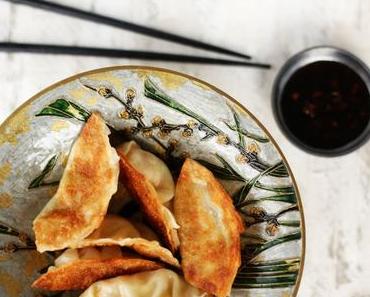 Dumplings selbermachen: Die Kunst der chinesischen Jiaozi-Teigtaschen