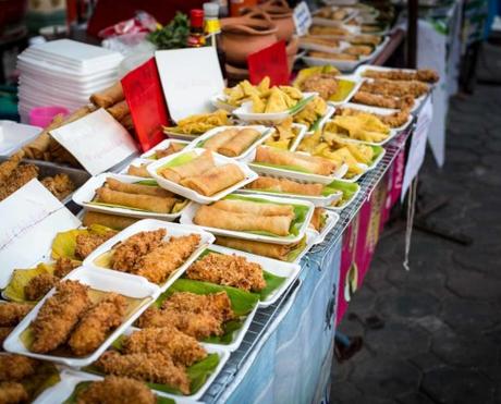 Der Sonntagsmarkt in Chiang Mai – Sunday Night Market Walking Street