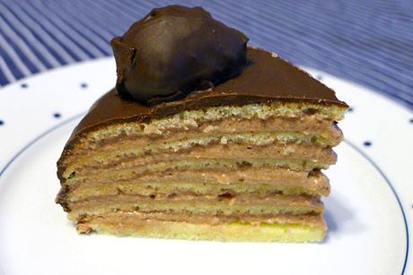 Ein königlicher Kuchen: Prinzregententorte, aka Layer Cake