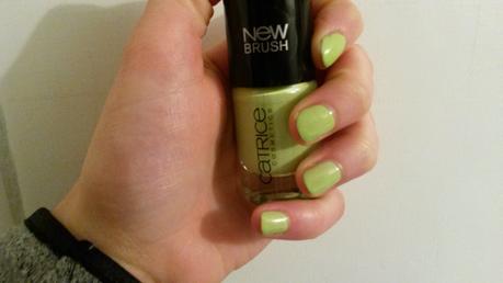 Naildesign: Catrice 80 Blurred Limes [Ostern]
