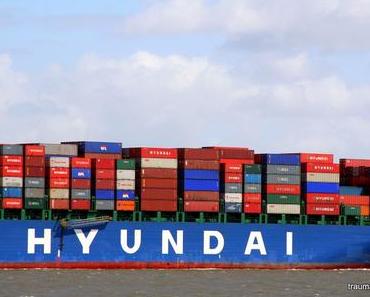 Containerschiff vor Cuxhaven –  Kreatives Sonntagsrätsel #14