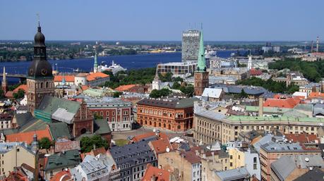 HALB-ZEIT in Riga (Lettland)