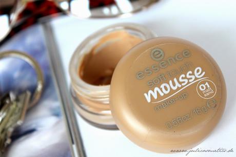 Essence-Soft-Touch-Mousse-Make-up