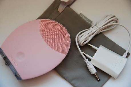 {Review} Foreo Luna for sensitive and normal Skin