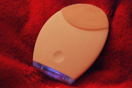{Review} Foreo Luna for sensitive and normal Skin