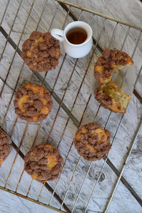 Bananen-Ahornsirup Muffins mit Kakao-Walnuss-Streuseln