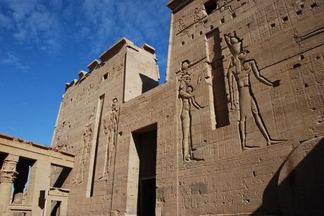 12_Pylon-Isis-Tempel-von-Philae-Assuan-Aegypten-Nilkreuzfahrt