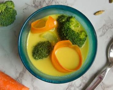 Heute mal Vegan: Broccoli-Curry-Suppe