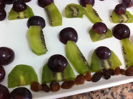 Kiwi, Trauben und Rosinen ... was machst du daraus?