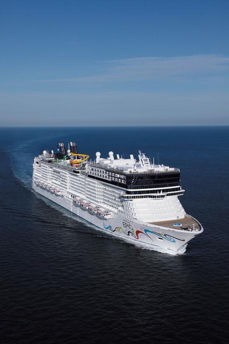 02_Norwegian-Cruise-Line-NCL-Epic-Kreuzfahrtschiff-Cruiseship
