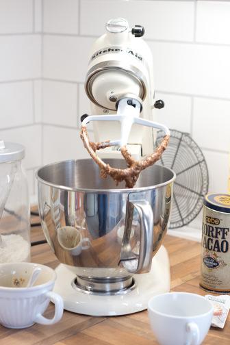 Veganer Schokokuchen für Genießer: Chia-Samen Brownietarte